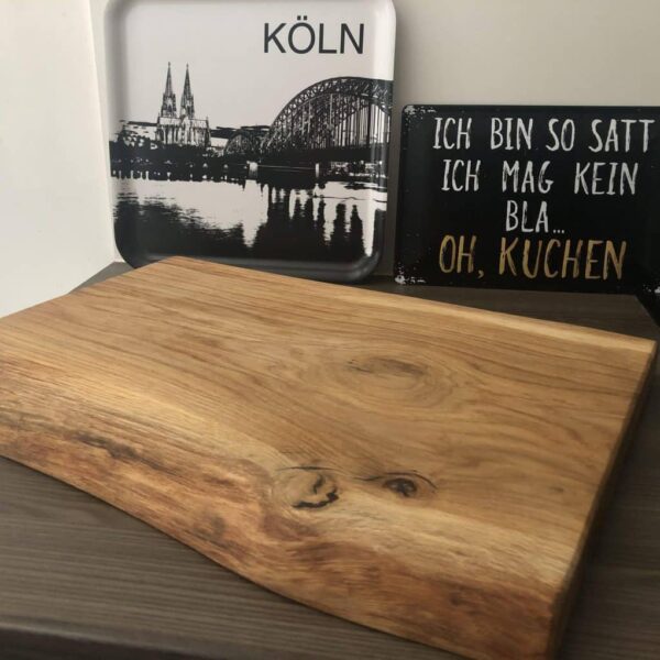 Rustikales Küchenbrett