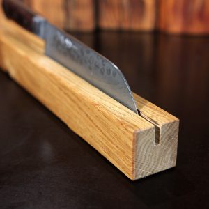 Messerhalter aus Eichenholz