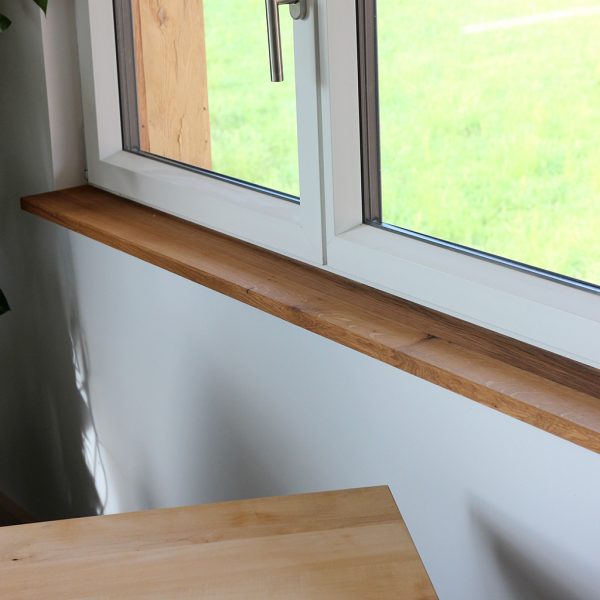 Massivholz Fensterbank aus Wildeiche mit Wunschmaß