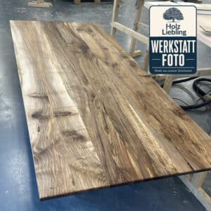 Euro_Nuss_Massivholz_Tisch_Werkstattfoto.001