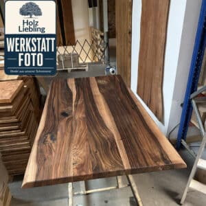 Euronuss_Tisch_Massivholz_Werkstattfoto.001