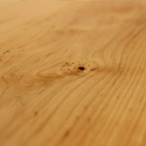 Tischplatte Erlenholz Holzmerkmal Astloch