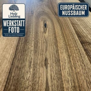 Europaeischer-Nussbaum-Esstisch-Esszimmer