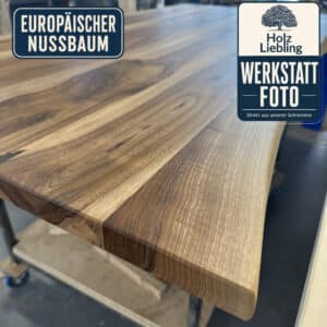 Nussbaum-Esstisch-Massivholz-Natuerliche-Maserung