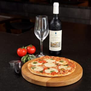 Pizzateller-aus-Massivholz-Eiche-30cm