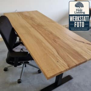Höhenverstellbarer_Schreibtisch_Kernbuche_Werkstattfoto.001