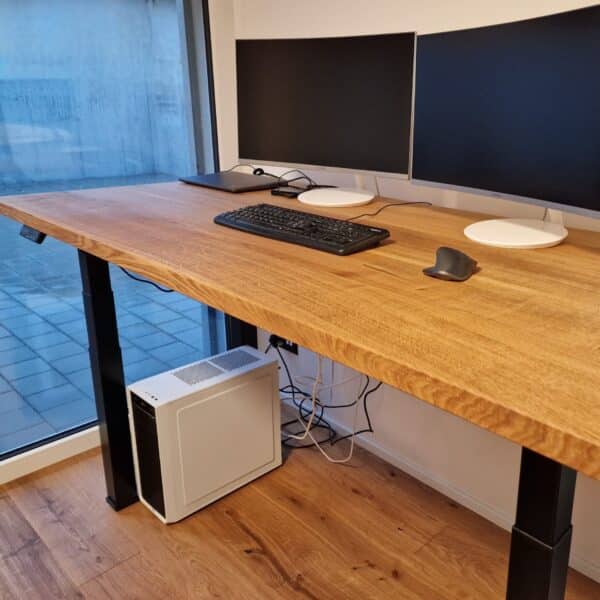 Höhenverstellbarer Bürotisch Mit Massivholzplatte