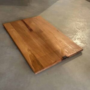 Kochfeldabdeckung aus Birnbaum; 90 x 58 x 2,5cm