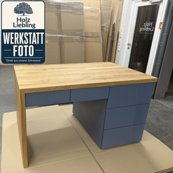 Schreibtisch_Mit_Schubladen_Werkstattfoto_2.001