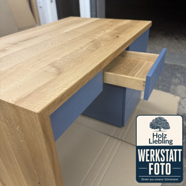Schreibtisch_Mit_Schubladen_Werkstattfoto_6.001